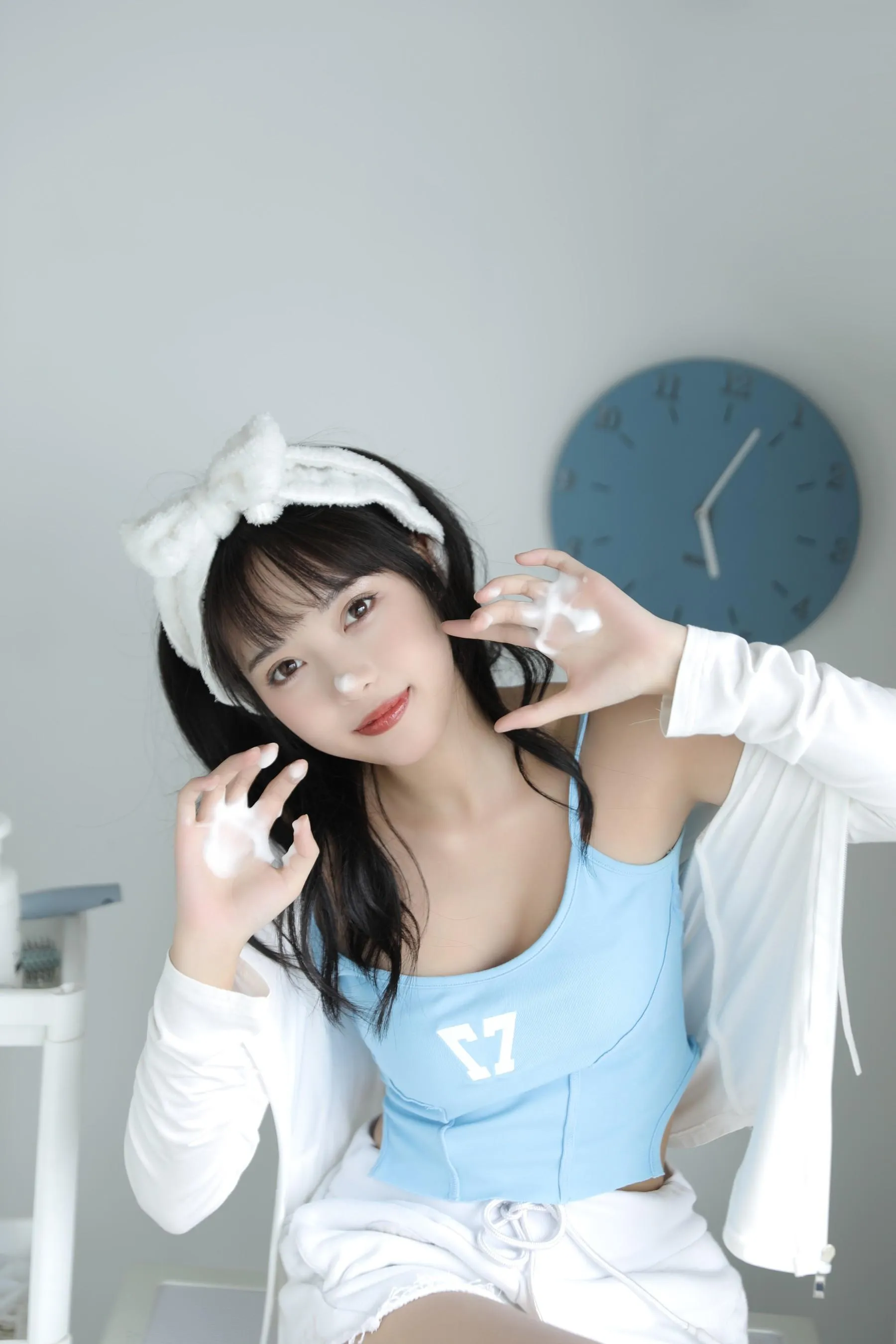 [YITUYU艺图语]2022.09.20 夏日酣甜午后 小薇人儿 [37P]插图1